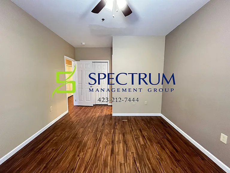 1810 Bishop Ave — Photo 3