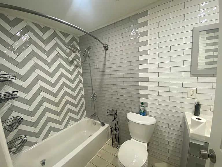 12208 Montauk St #1 — Photo 7