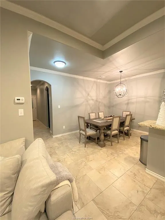 3 bed, 1674 sqft, $2,300 — Photo 4