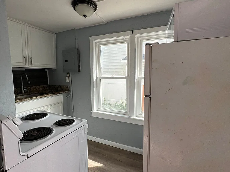 406 8th Ave S #5 — Photo 12