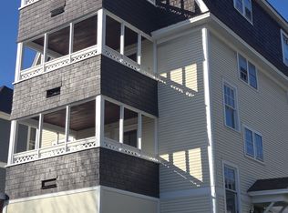 481 Saint Paul St APT 1, Burlington, VT 05401