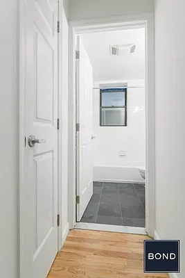 Rented by Bond New York | media 20