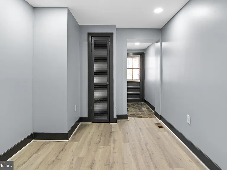 808 E Fort Ave — Photo 21