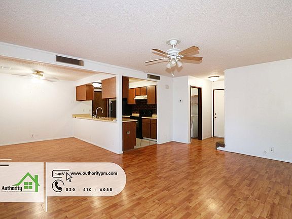 4th image of 3867 Apollo St