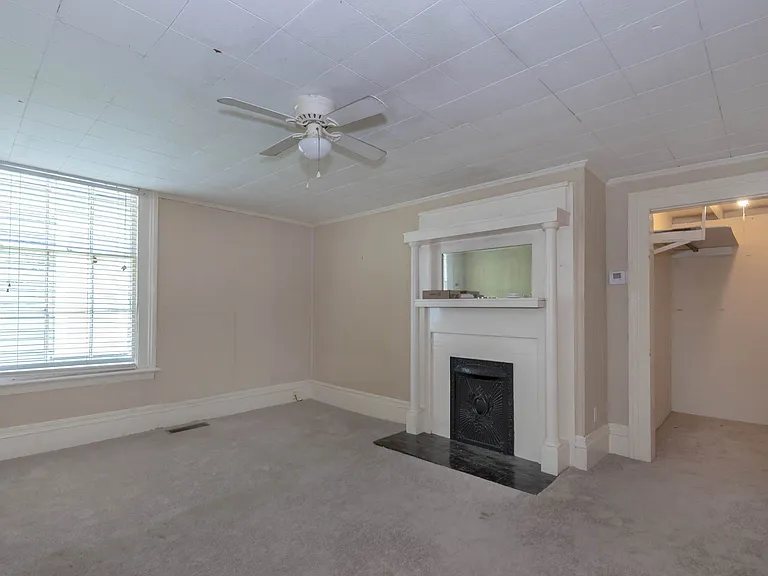 717 Broadway #4 — Photo 2