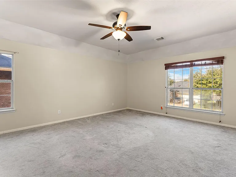7419 Chathan Glen Ln — Photo 25