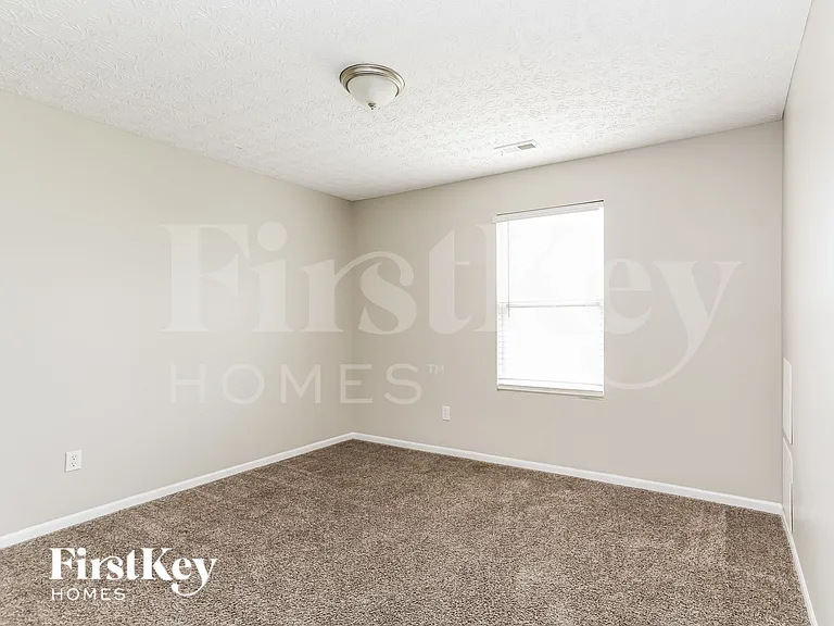 7399 Kenrich Dr — Photo 12