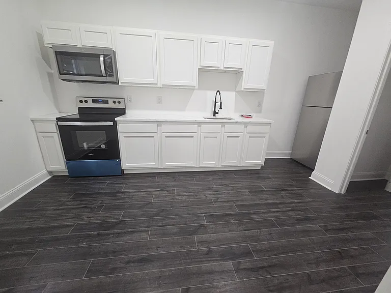 1st Kitchen