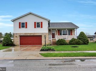 114 Seneca Dr, Hanover, PA 17331