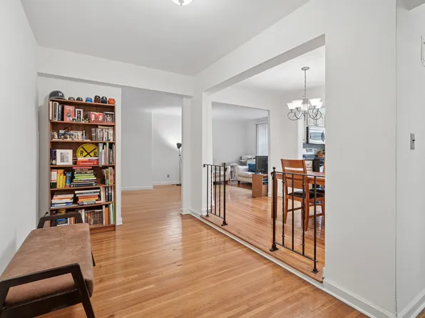 68-61 Yellowstone Boulevard image 8 of 12