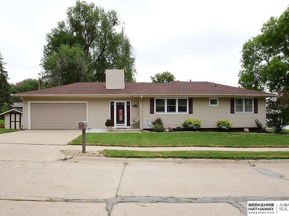 1st image of 2115 S 122nd Ave