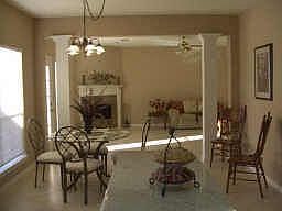 5th image of 2718 W Oaks Blvd