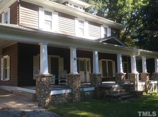 1 Chase Ave, Chapel Hill, NC 27514
