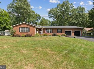 18 Hamlin Dr, Fredericksburg, VA