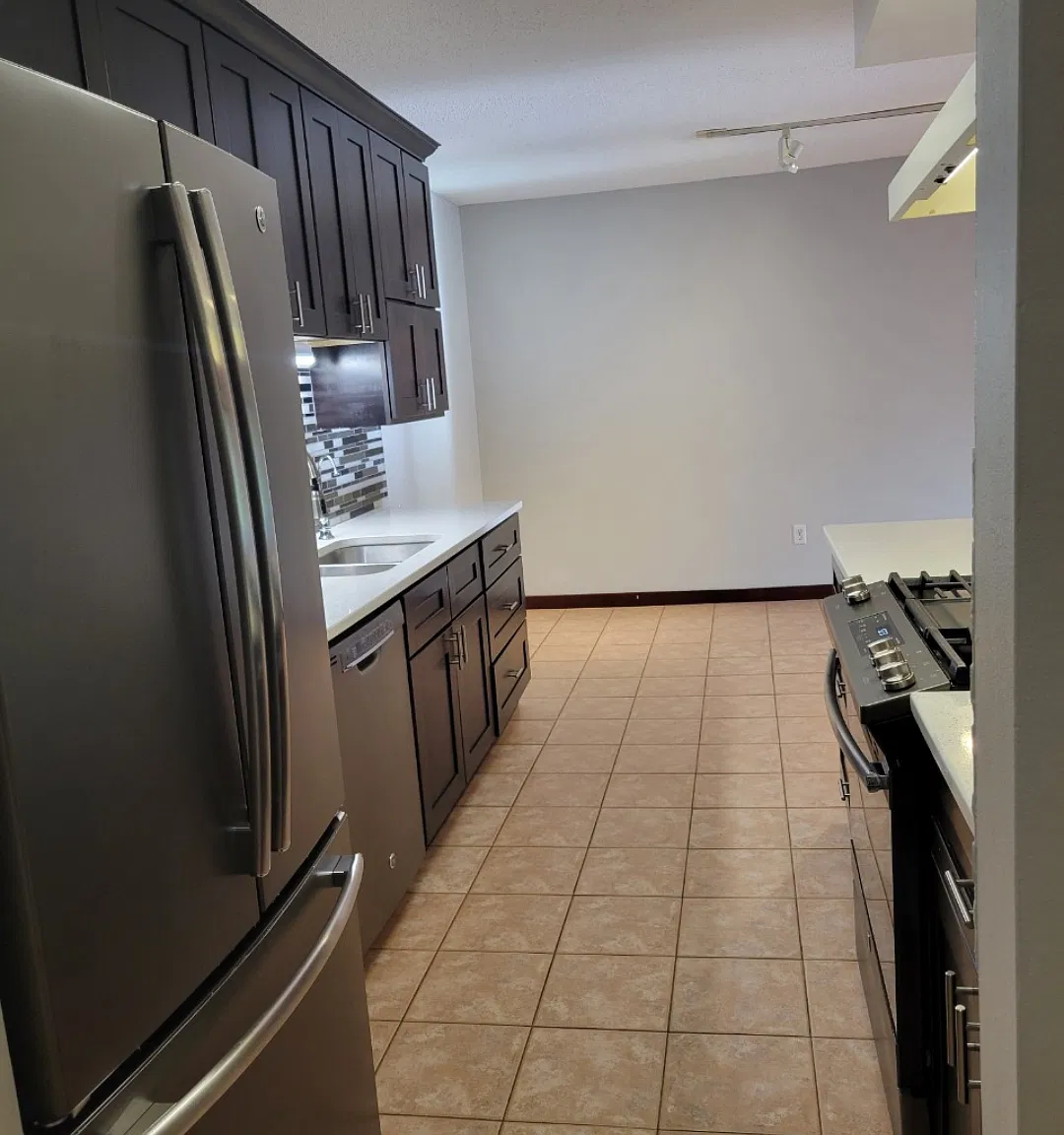 2 bed, 1175 sqft, $1,950 — Photo 3