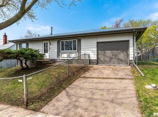 1124 Ripley St, Davenport, IA 52803