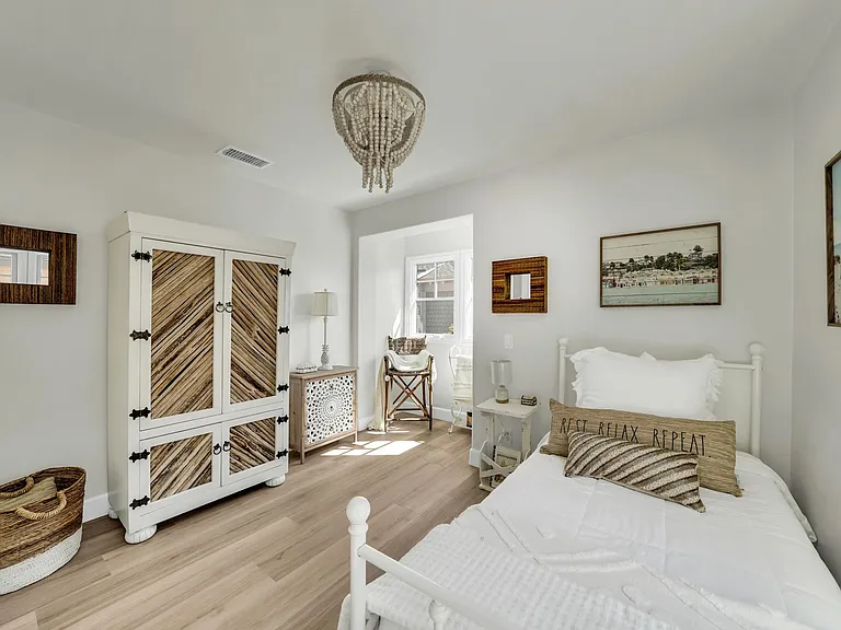 2672 Bungalow Pl — Photo 24