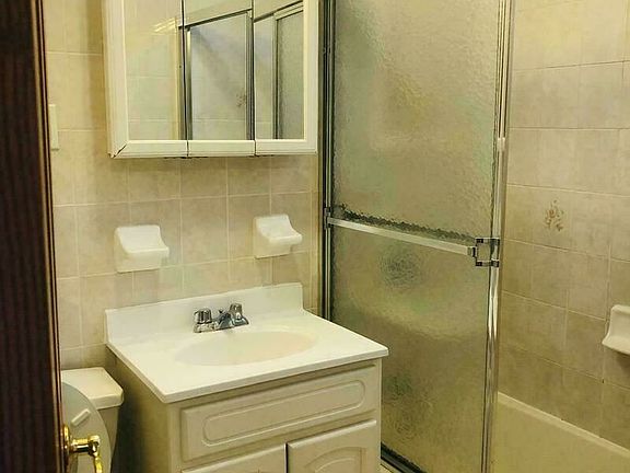 5th image of 23-84 26th St #3A2