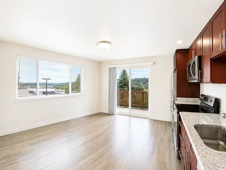Whiterock Apartments — Photo 28