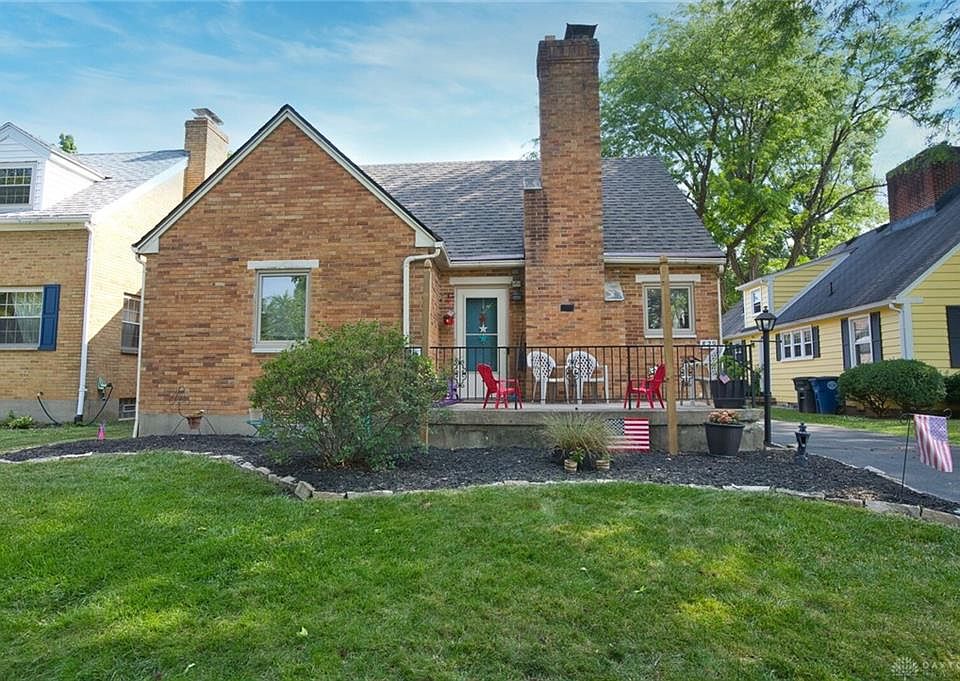 1st image of 829 Westminster Pl