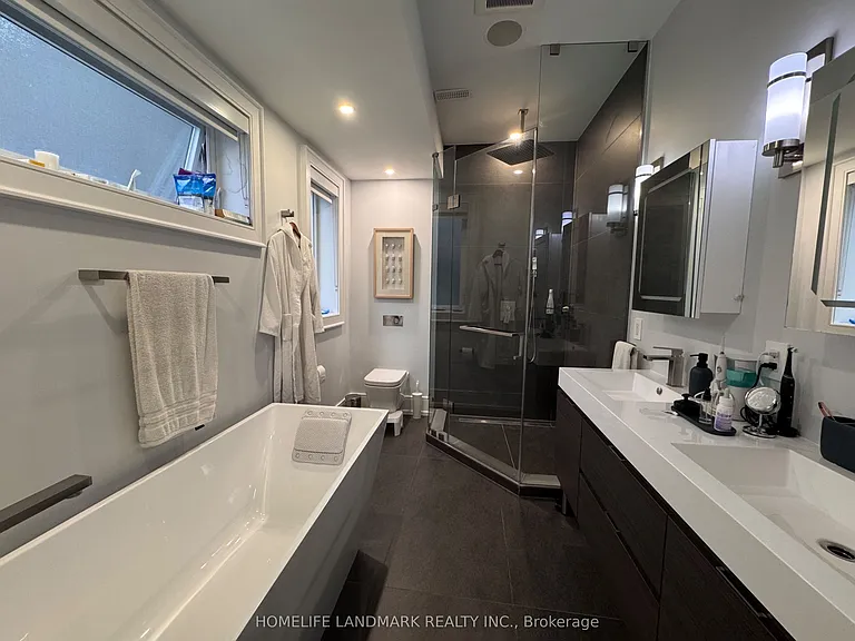 17 Hocken Ave — Photo 14