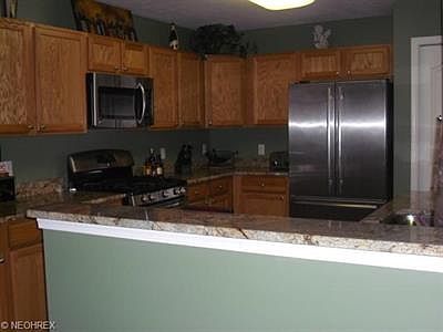 4th image of 588 Mock Orange Cir