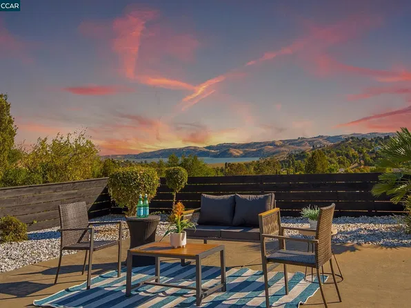 223 Barcelona St, Vallejo, CA 94591