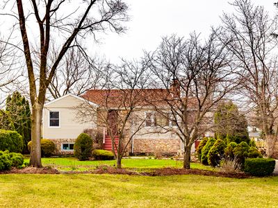 63 75th St, Willowbrook, IL, 60527