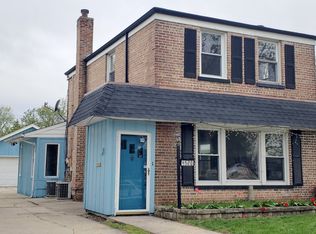 4520 Joliet Ave, Lyons, IL 60534