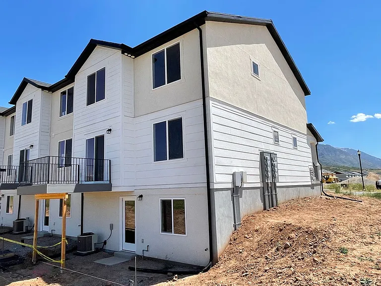 1256 W Hidden Spring Dr — Photo 61
