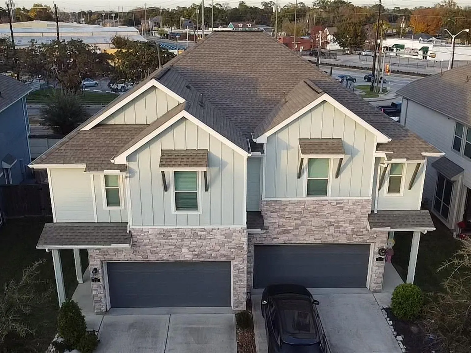 3 bed, 2.5 bath, 1561 sqft, $2,550 — Photo 3