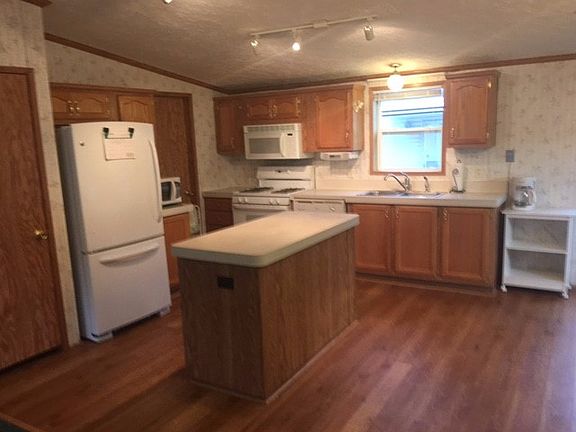 5th image of 3500 N Dirksen Pkwy Lot 223
