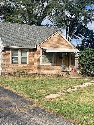 2nd image of 2842 Rhodes Ave