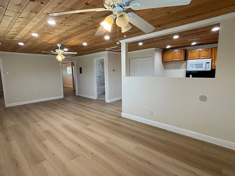8096 Juniper Ave — Photo 23