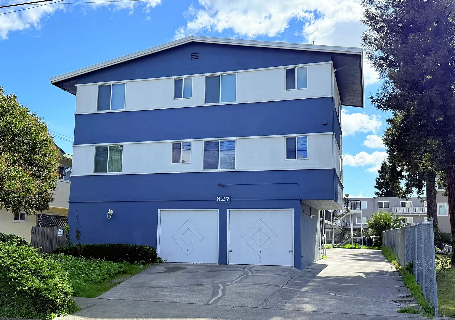 627 Dowling Blvd — Photo 1