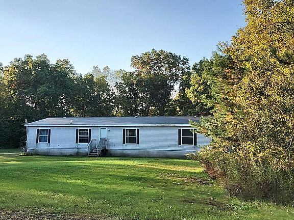 2nd image of 19329 Edgar Rd