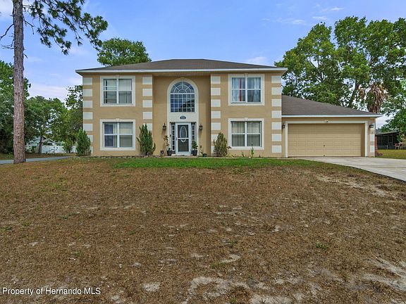 3rd image of 5242 Dellbrook Ave