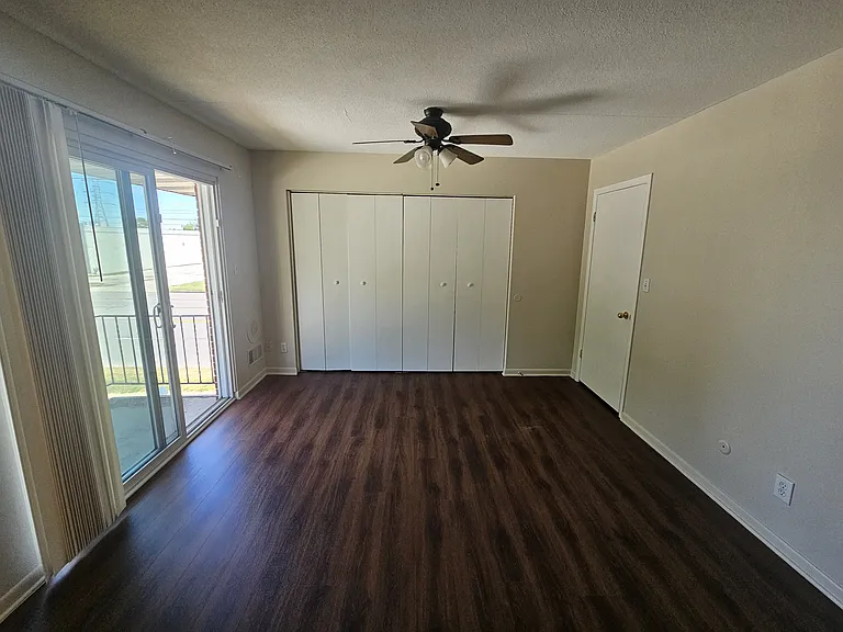 5317 Jackman Rd #15B — Photo 11