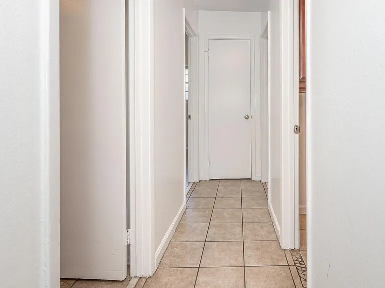 5612 Rose Dr — Photo 16