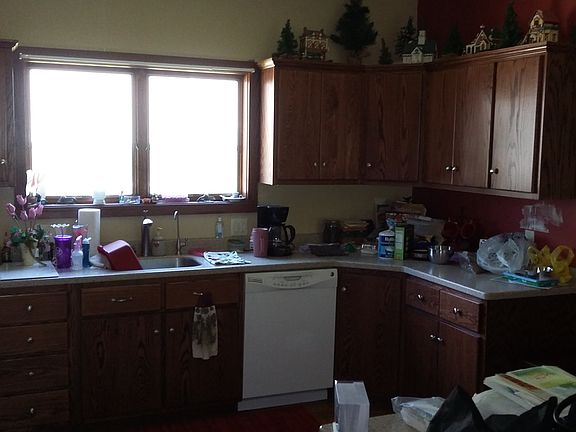 2nd image of 315 N Wooster St