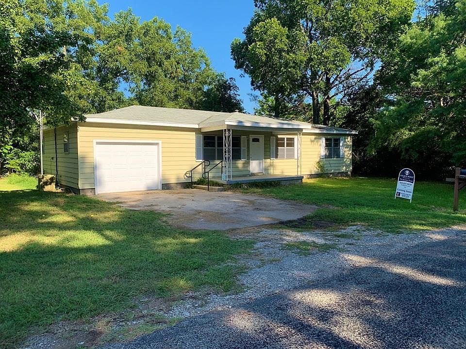 1st image of 374 Old Shawnee Trail Dr