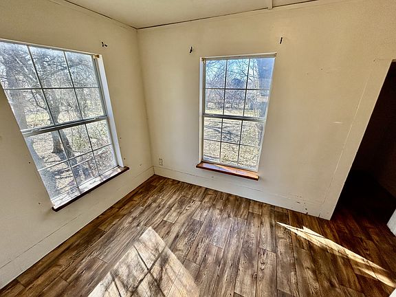 5th image of 519 1/2 N Francis St