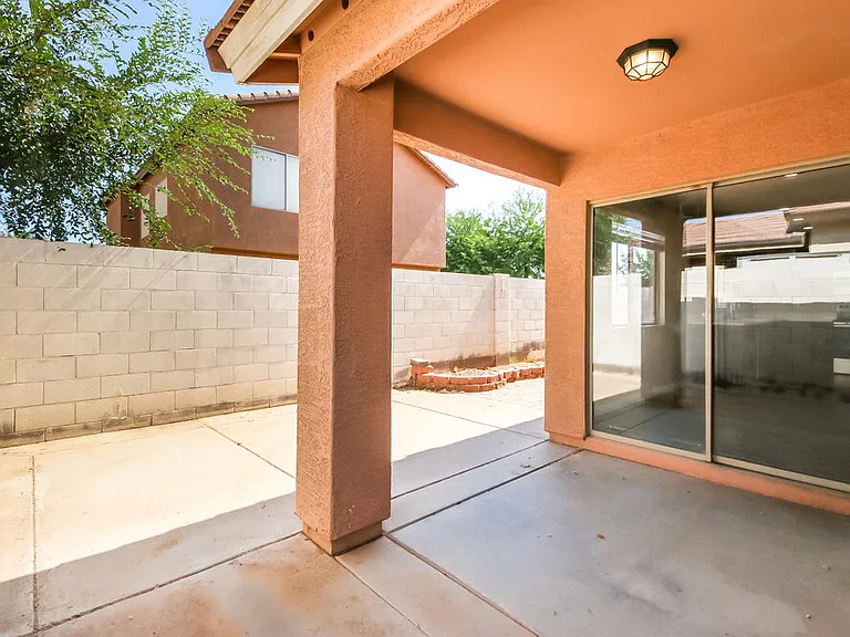 878 E Pollino St — Photo 15