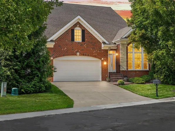101 Wake Forest Dr, O'Fallon, MO 63368