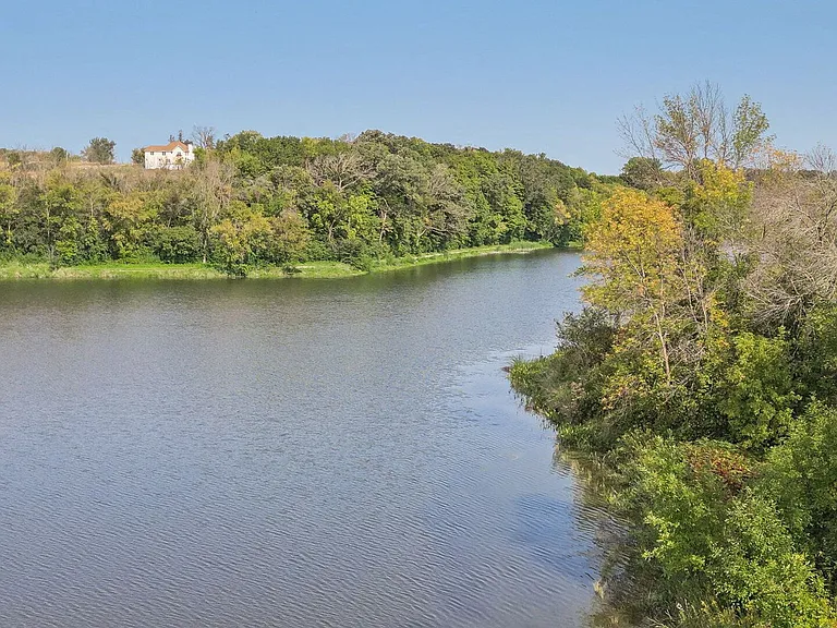 Springs at McKnight Lake — Photo 32