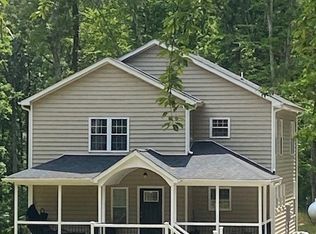 123 Bend Of River Ln, Louisa, VA 23093