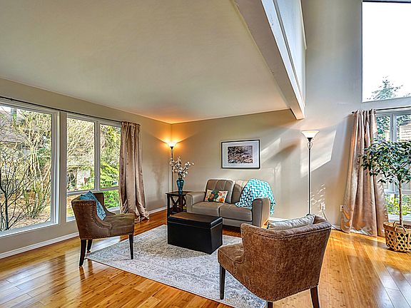 4th image of 15730 NE 66th Pl