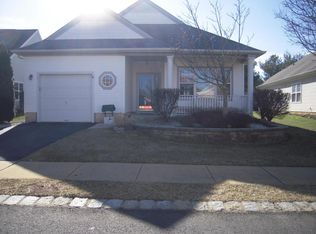 10 Henley Cir, Manchester, NJ