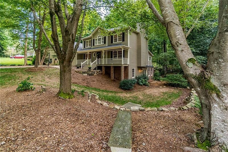2nd image of 3015 Wrens Way NW