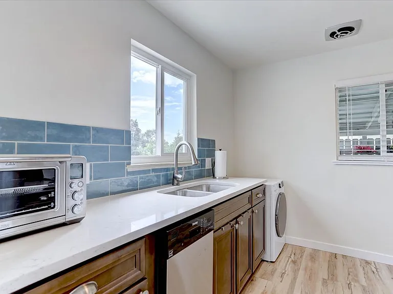 361 N Raleigh St #A & B — Photo 8